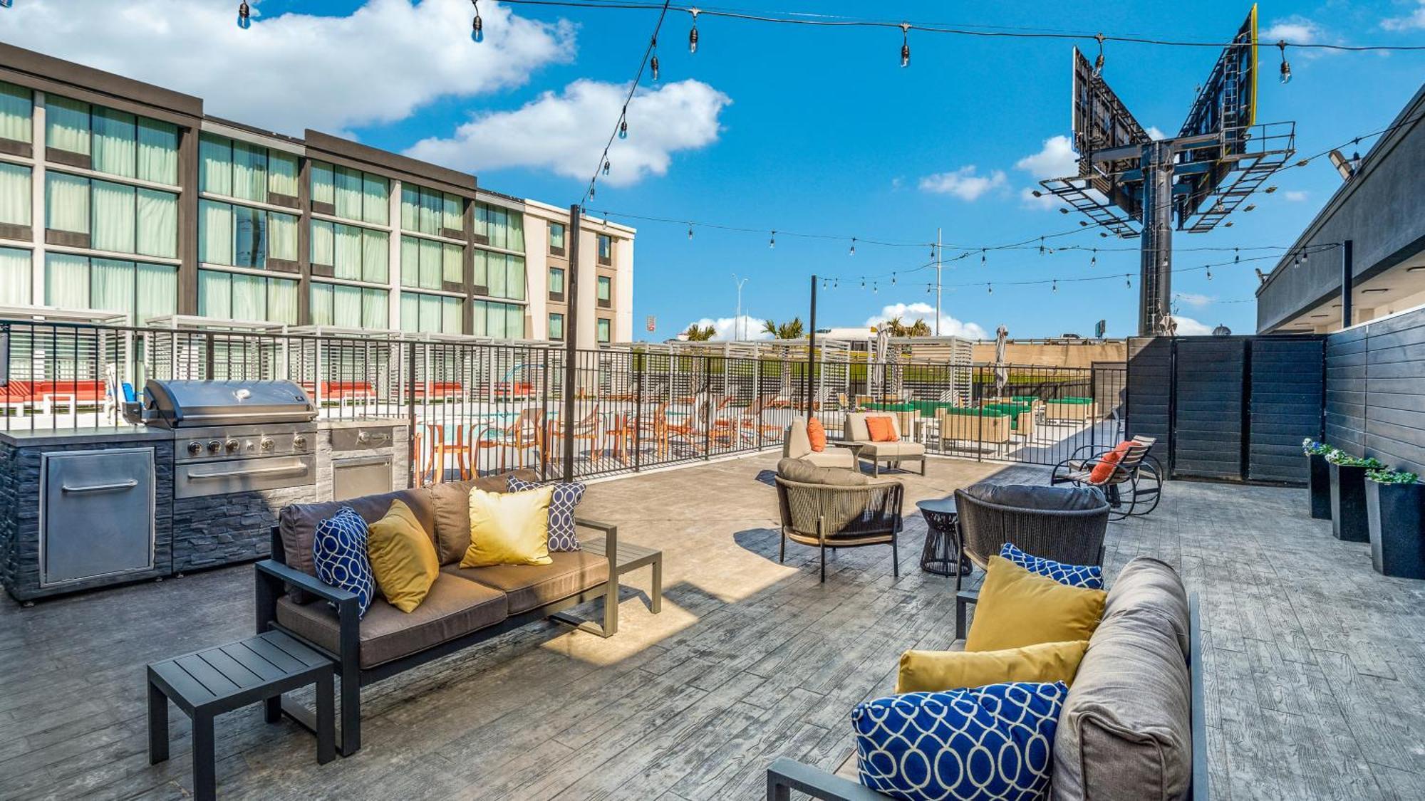 Staybridge Suites Dallas Market Ctr Love Field, An Ihg Hotel Exterior foto